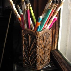 Carved Wood-esque Hexagonal Pencil/Pen Holder